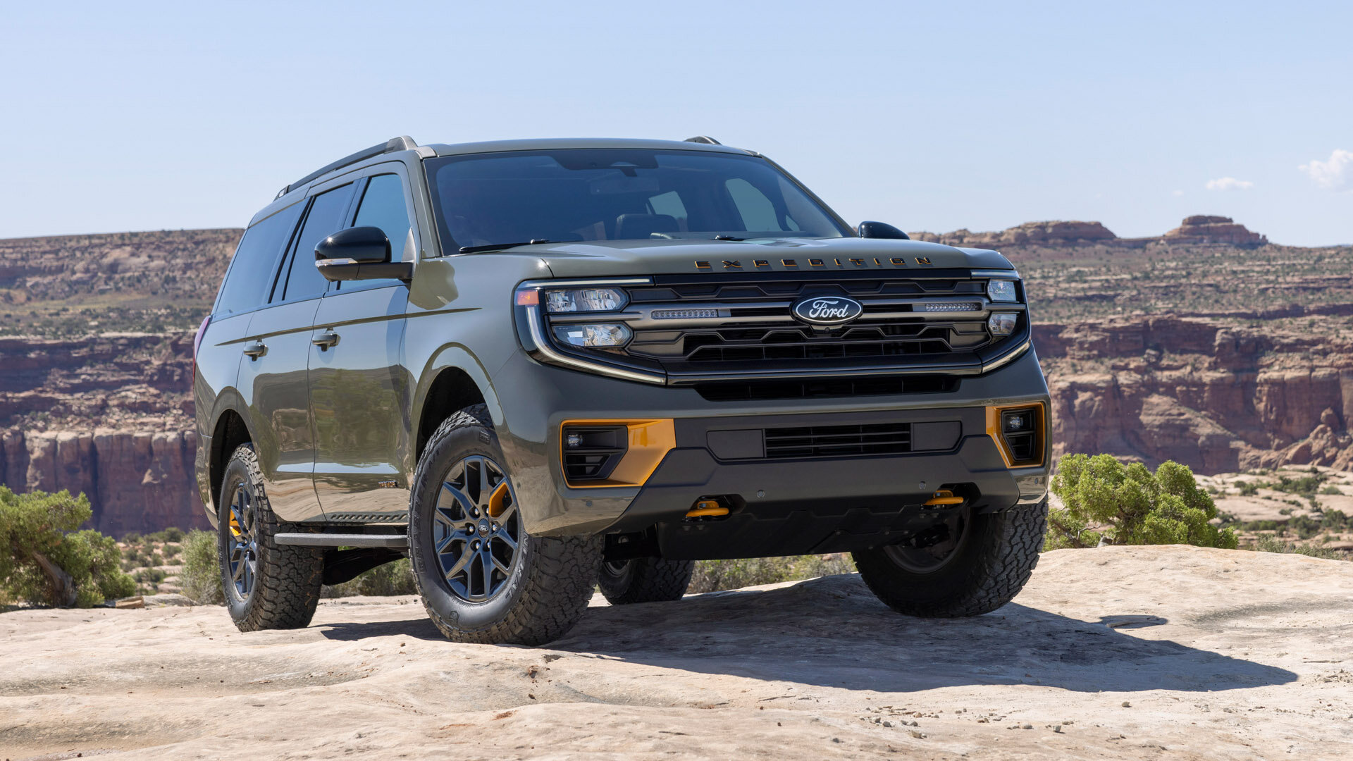 Представлен новый Ford Expedition: два варианта длины и внедорожная версия