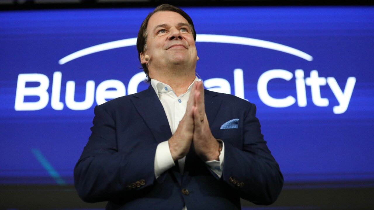Глава Ford заявил о 10-летнем отставании США от китайских производителей батарей