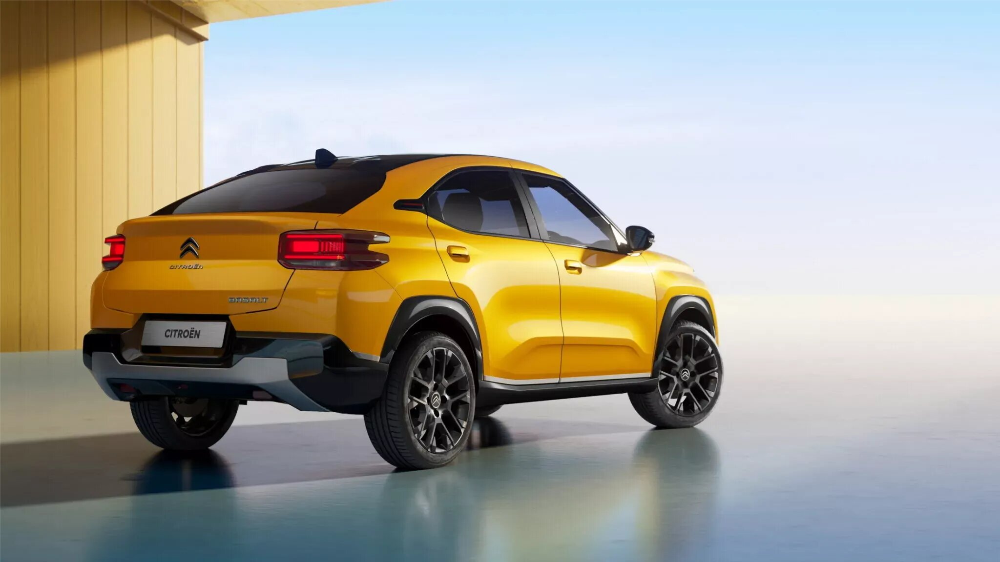 Citroen рассекретил интерьер дешёвого кросс-купе Basalt