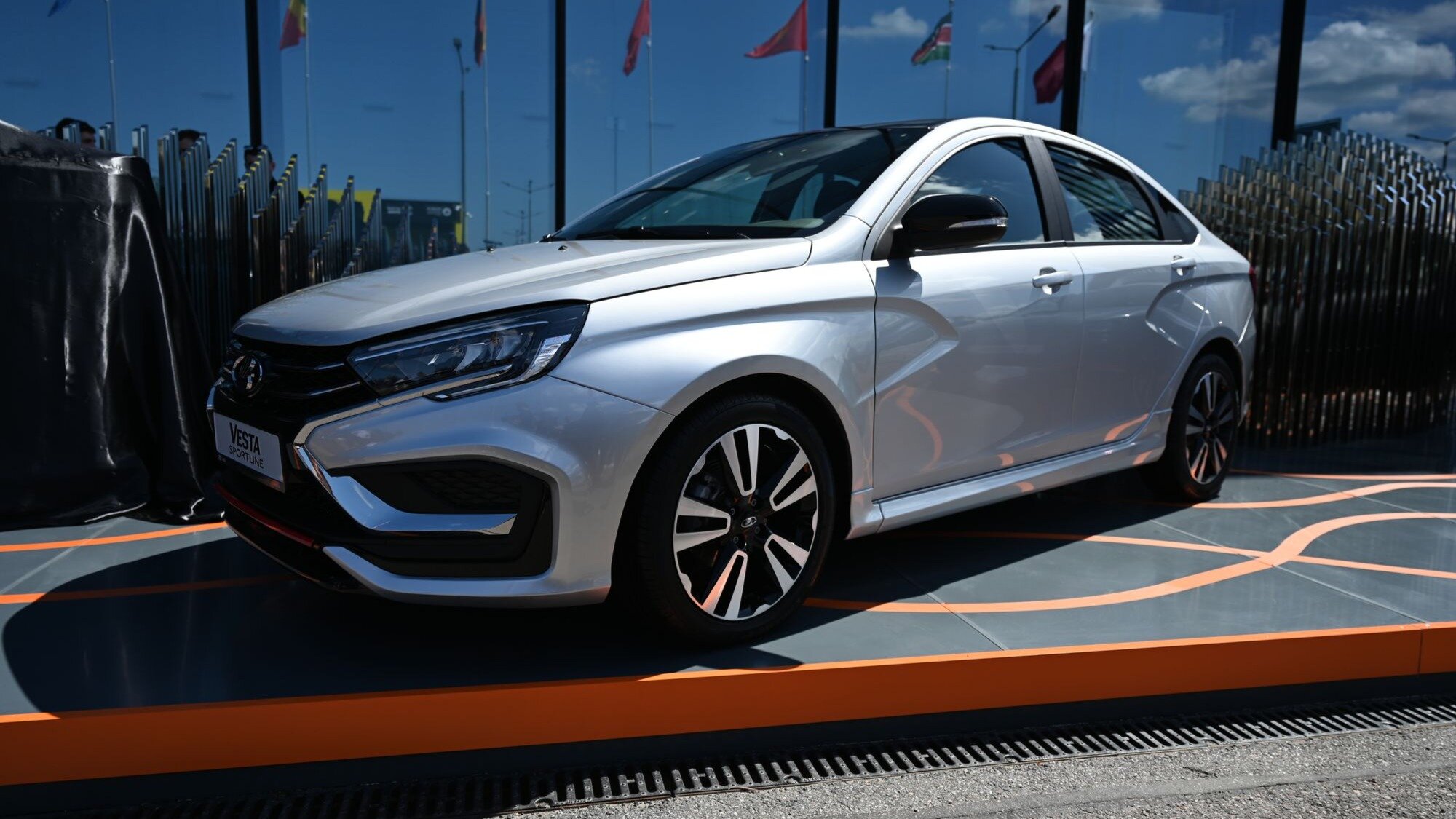 Лады вытеснили Toyota, Kia и Hyundai из топа самых угоняемых машин в России