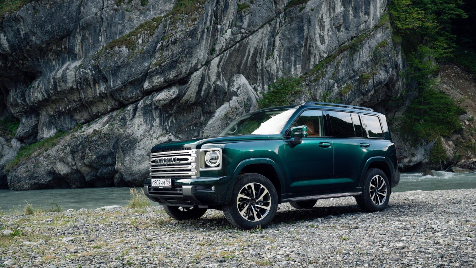 Рамный внедорожник Haval H9 нового поколения для России: цены и комплектации