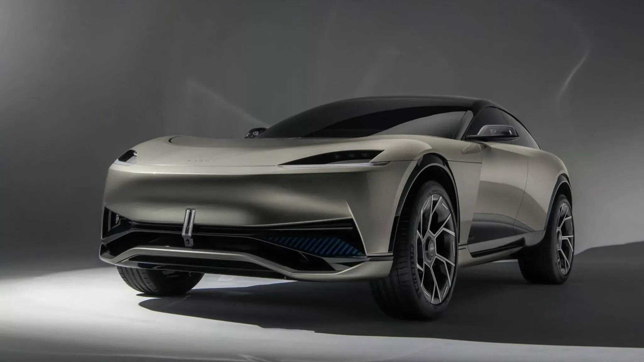 Karma рассекретила свой первый кроссовер — ультрароскошный Ivara GT-UV