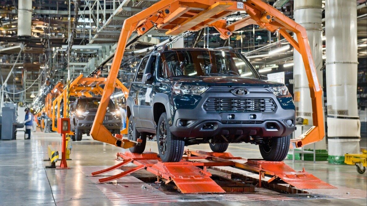 В России подорожали внедорожники Lada Niva