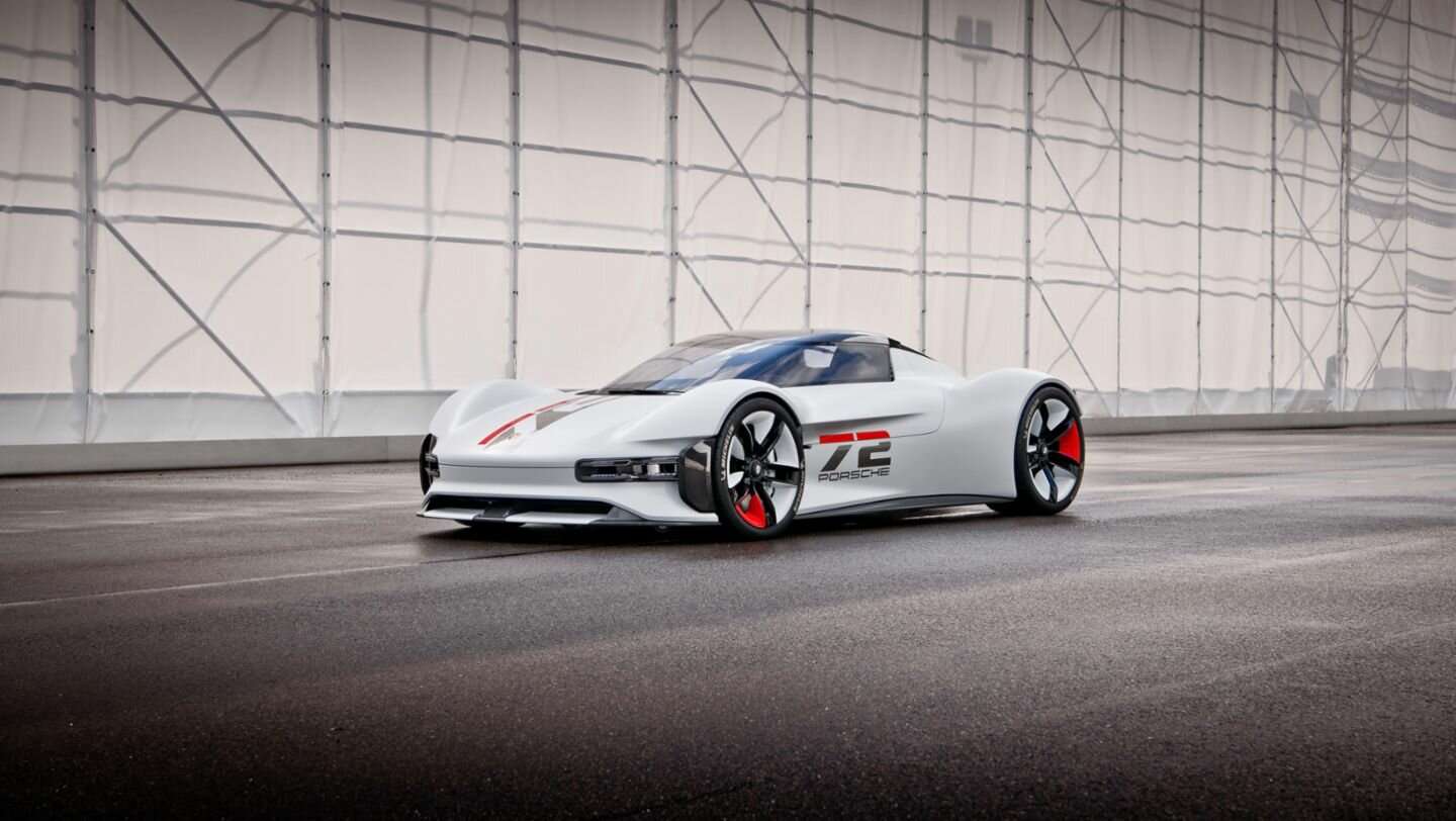 Компания Porsche показала суперкар из титана и карбона для игры Gran Turismo 7