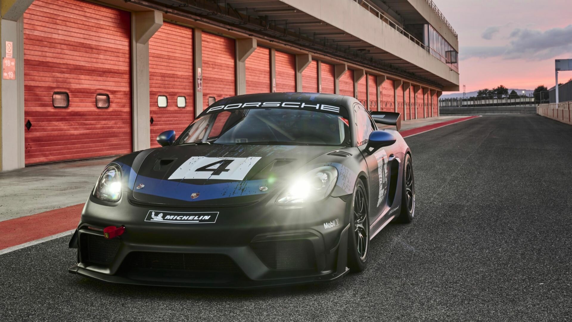 Представлен самый экстремальный  Porsche 718 Cayman