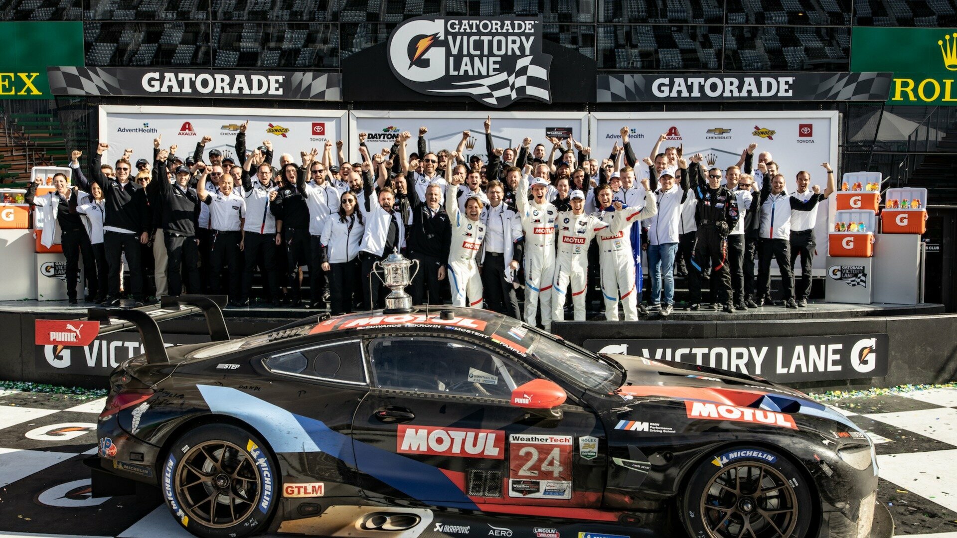 Выигравший 24-часовой марафон в Дайтоне BMW M8 GTE продадут в частные руки