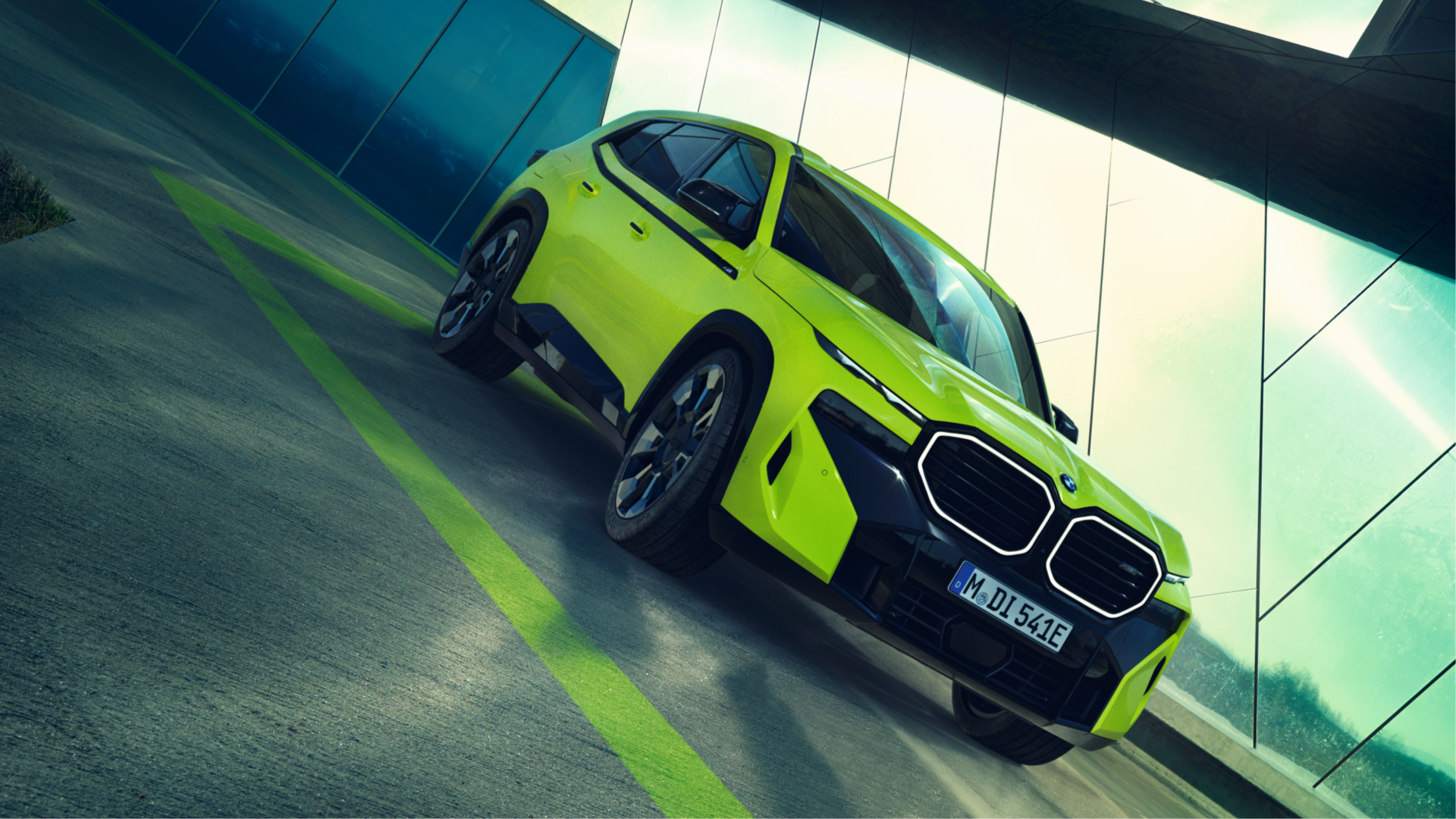 Характеристики самого слабого кроссовера BMW XM рассекречены: 6 цилиндров и 5,1 секунды до сотни 