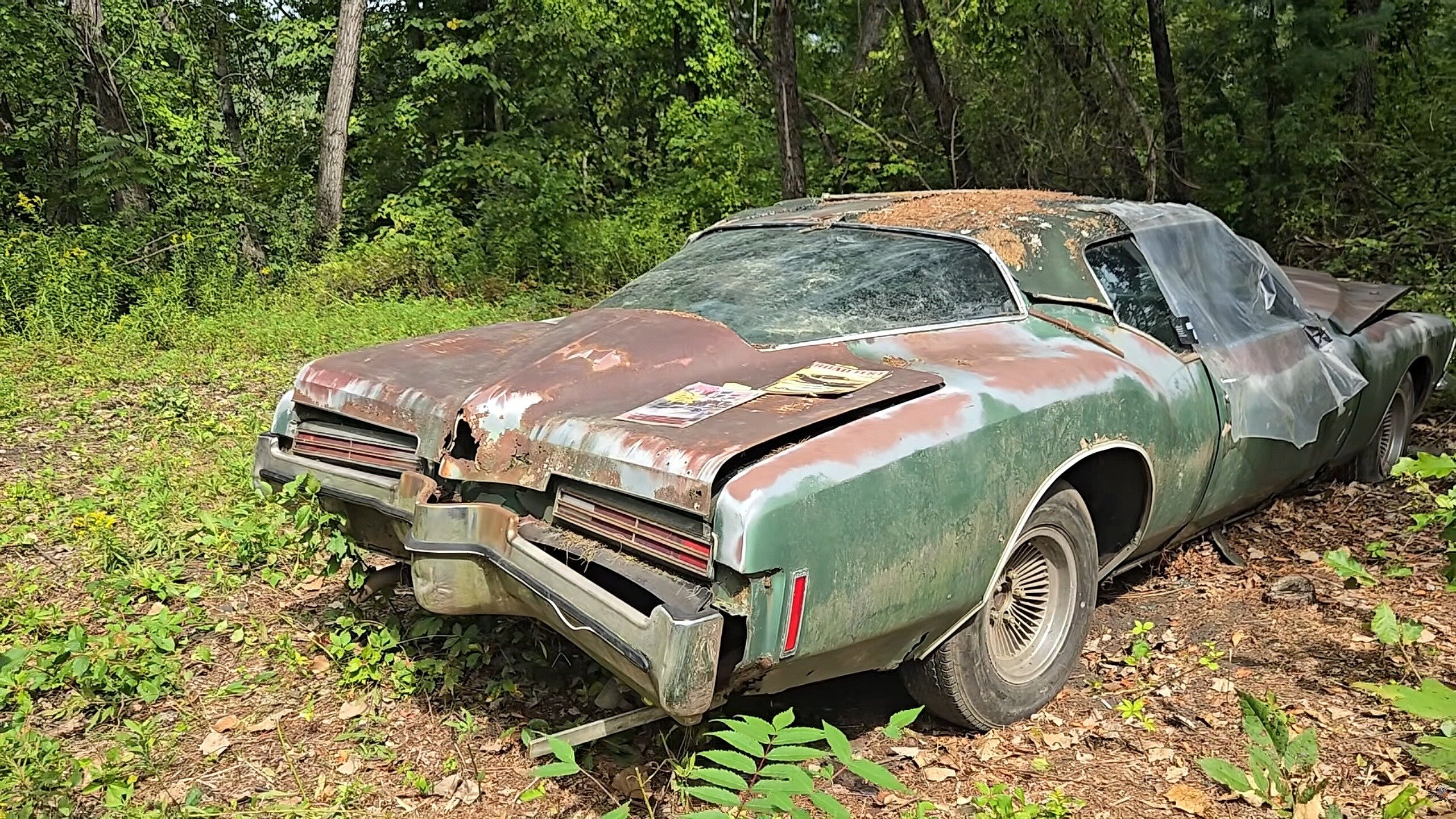 На свалке в США нашли редкий Buick Riviera 1971 года с кузовом боут-тейл