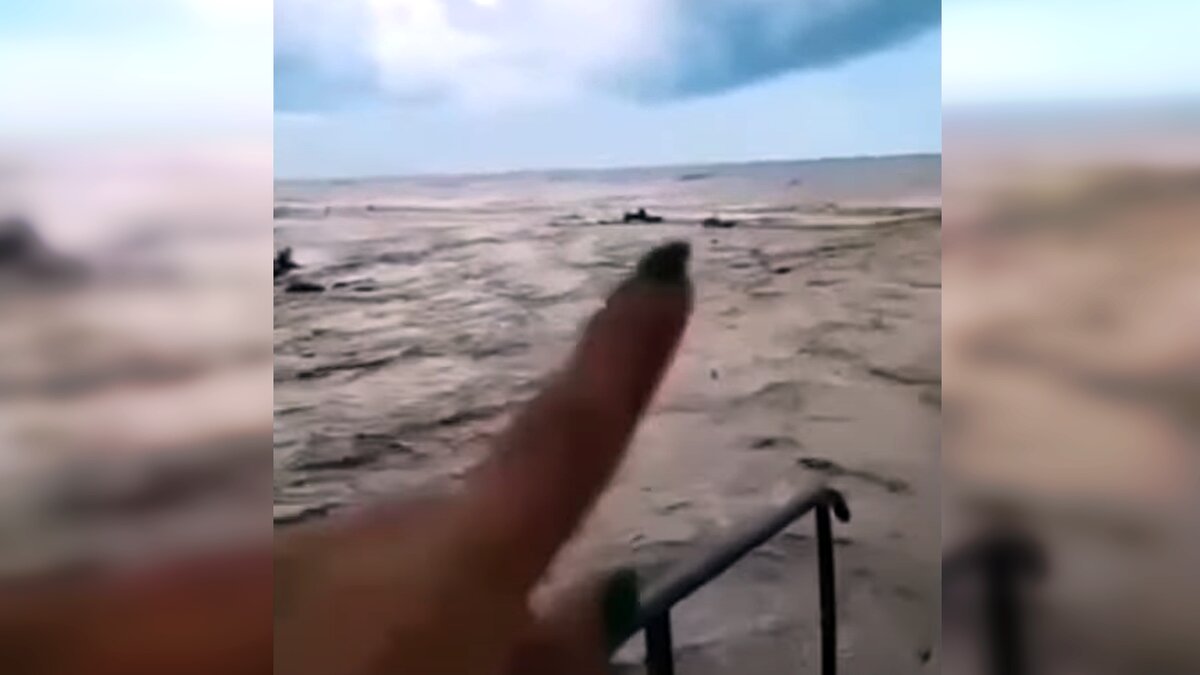 УАЗ поможет сочинке, внедорожник которой унесло в море