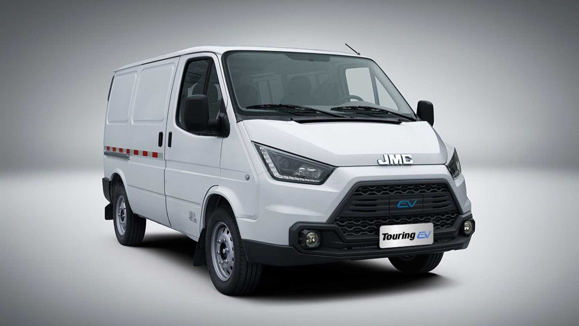 Старый Ford Transit превратили в Китае в электромобиль JMC Teshun