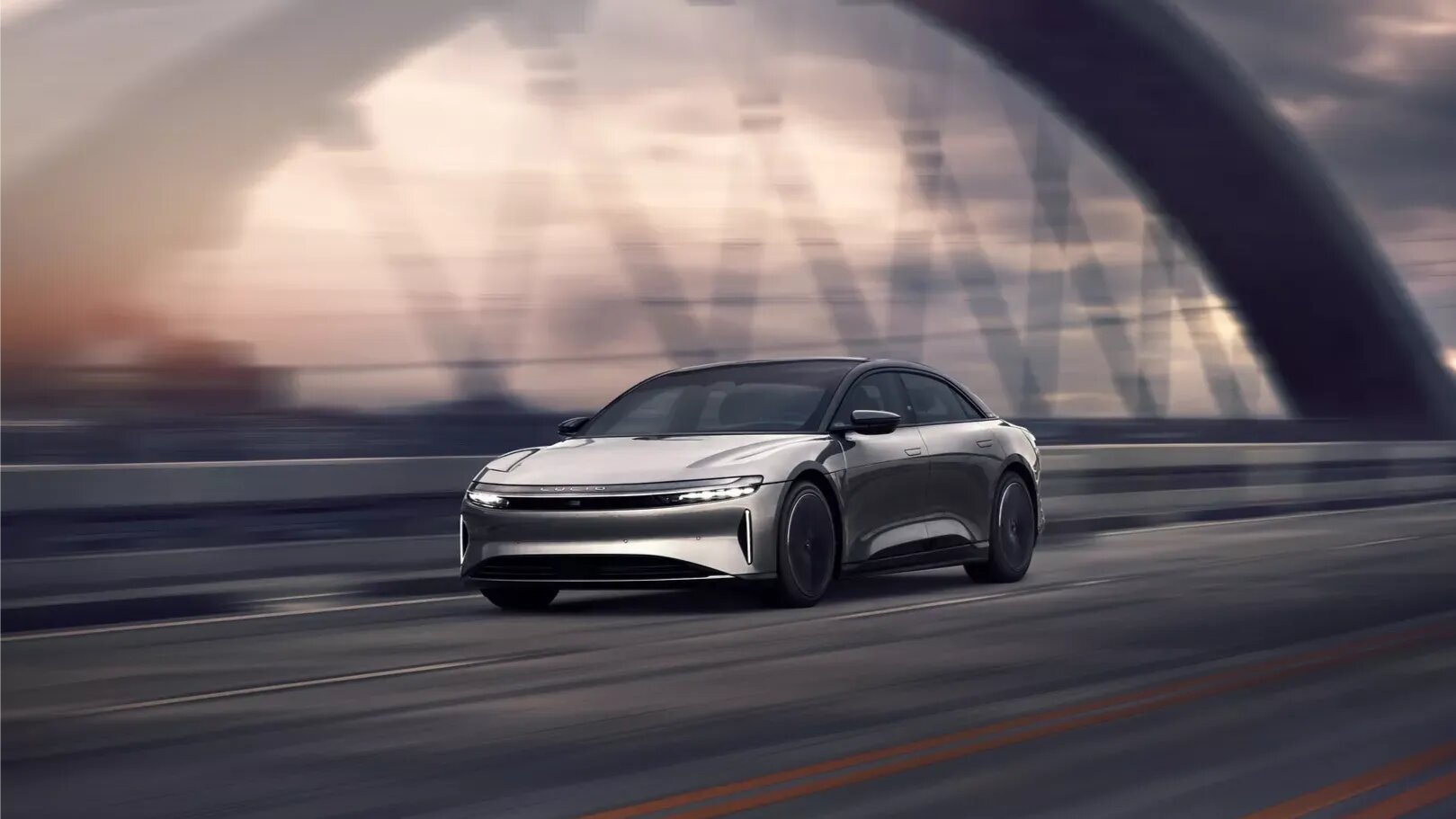 Lucid выпустит недорогого конкурента Tesla Model 3