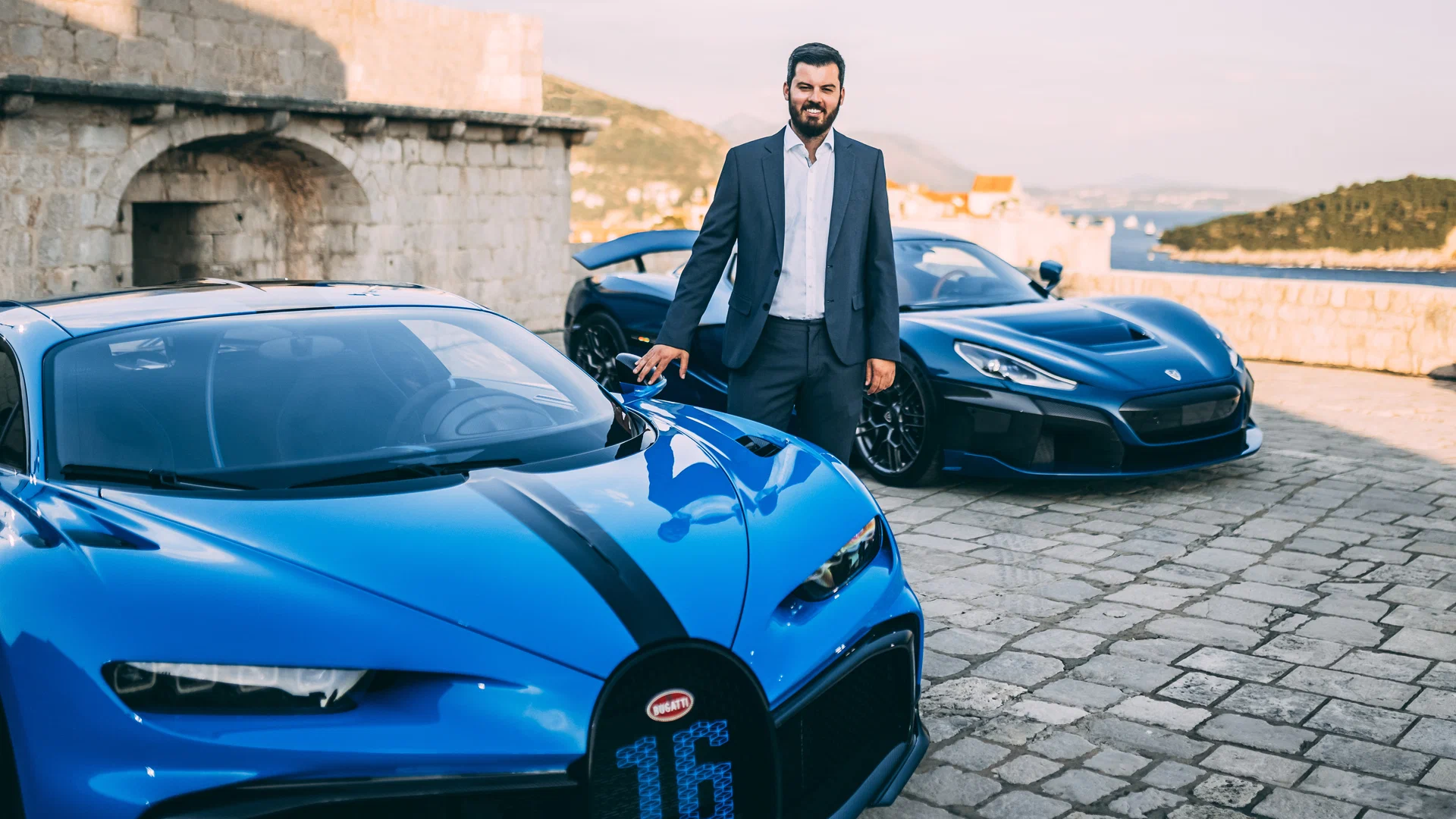 Глава Bugatti вынужден был пуститься в погоню за угнанным у него Chiron 
