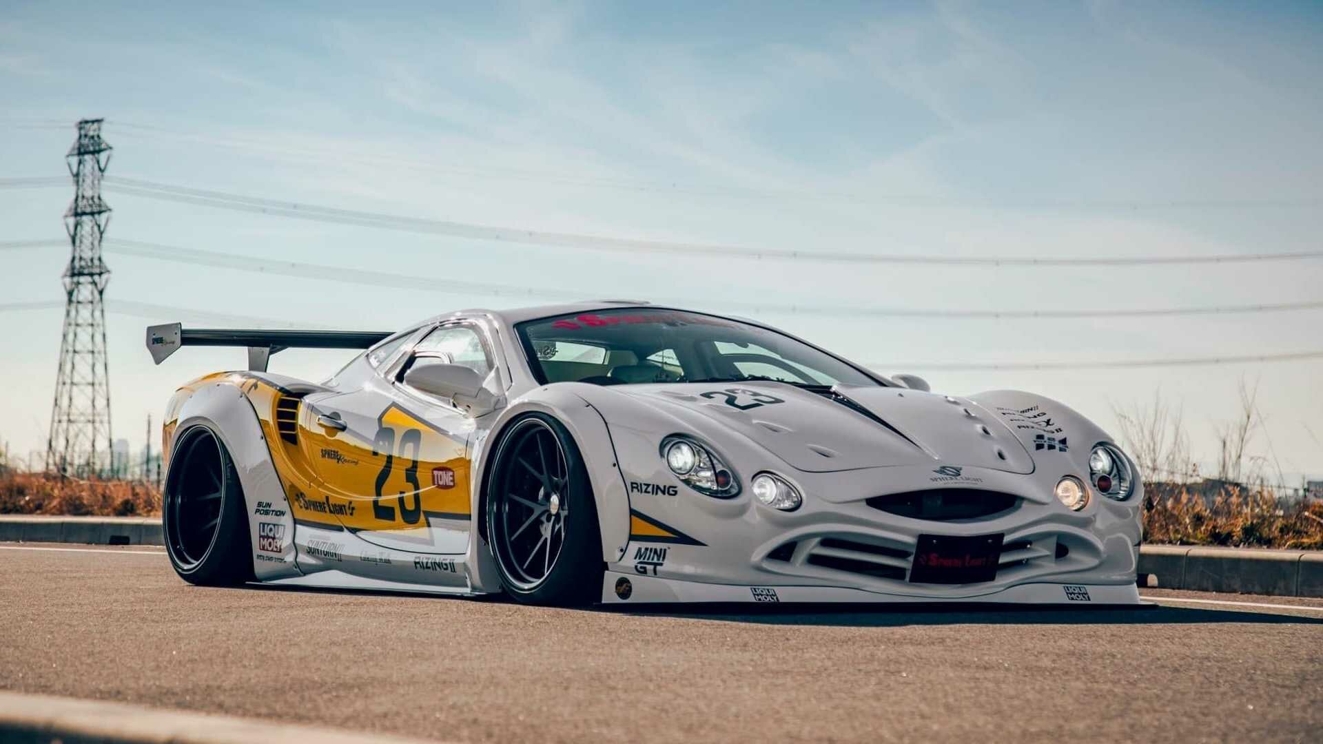 Японский спорткар Mitsuoka Orochi доработали тюнеры, но он по-прежнему кажется страшным