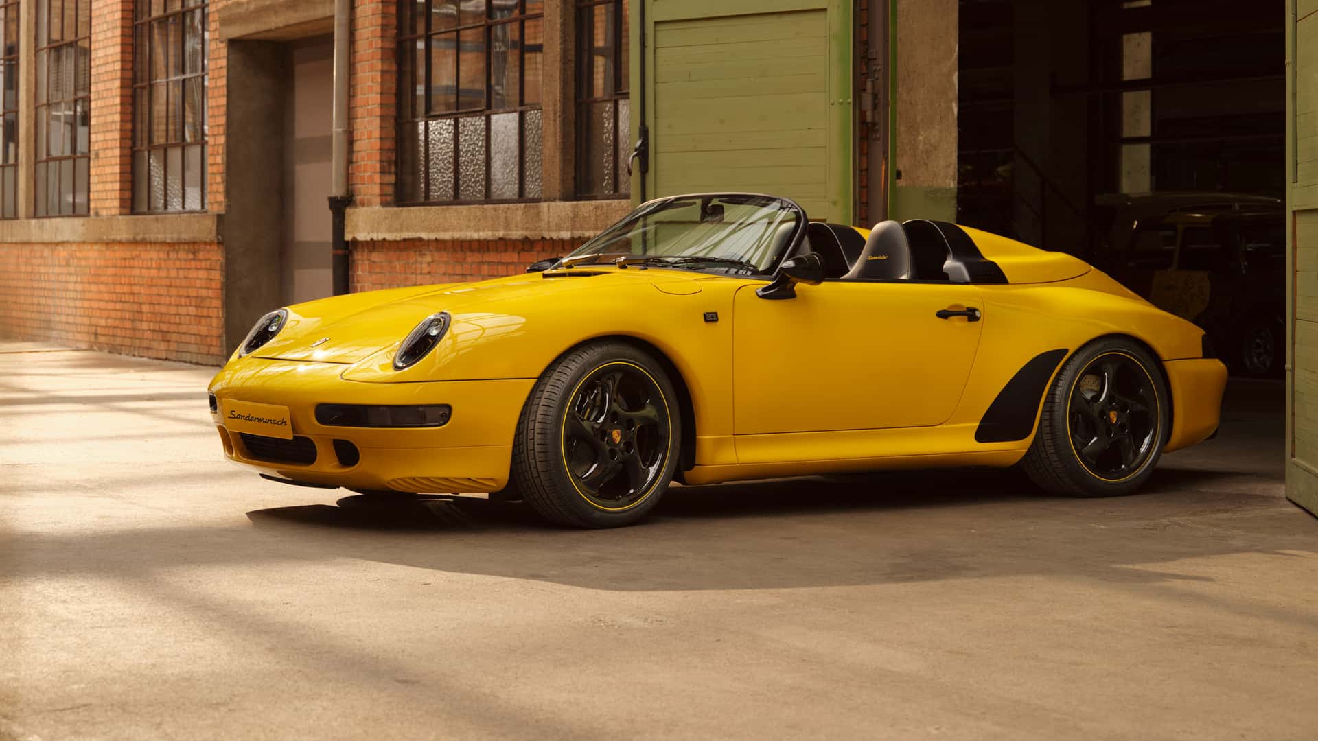 Porsche представил уникальный спидстер 993 — серийно такие не выпускались