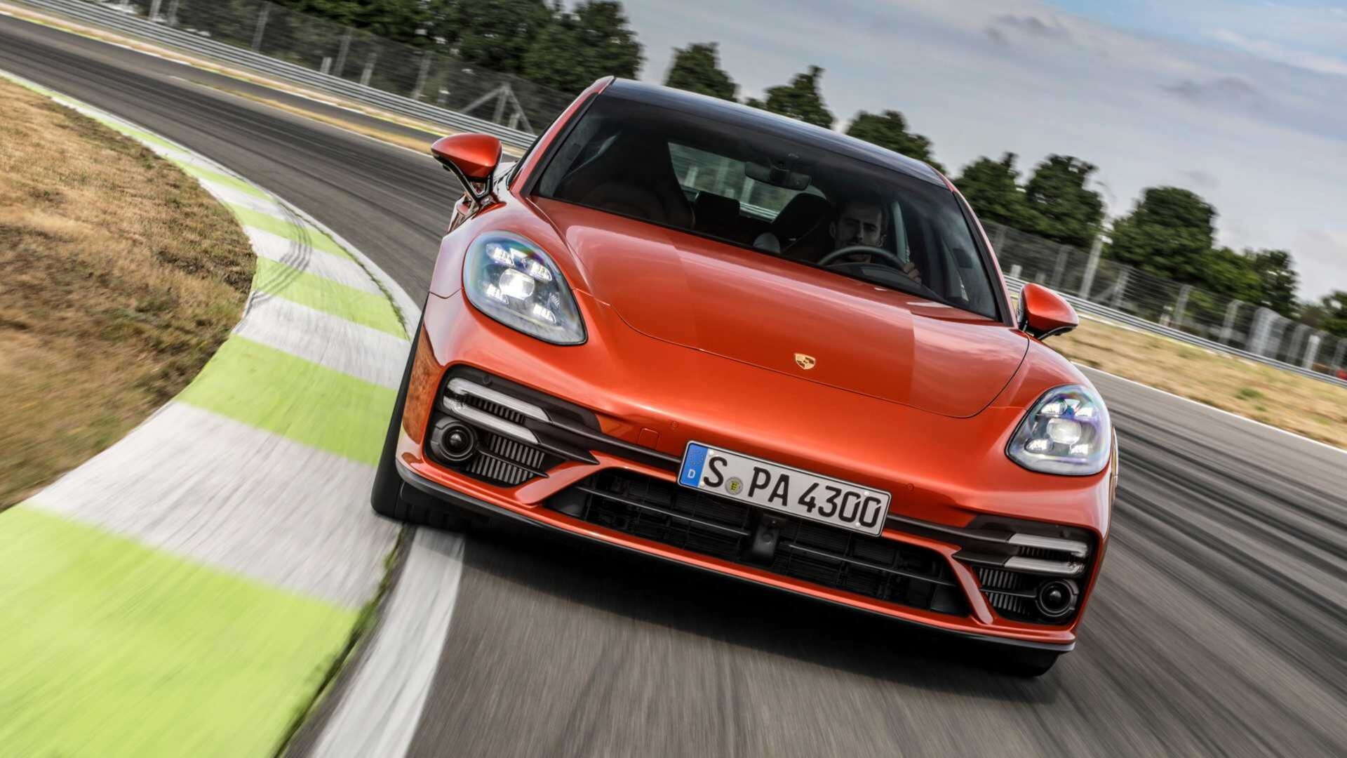 Более 24 тысяч Porsche Panamera и Bentley Continental GT отзовут по одной причине