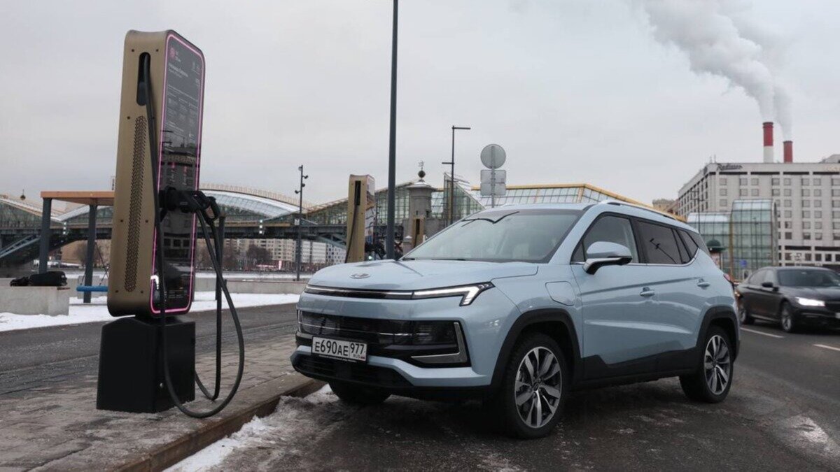 Количество зарядных сессий в сети «Энергия Москвы» за год превысило полмиллиона