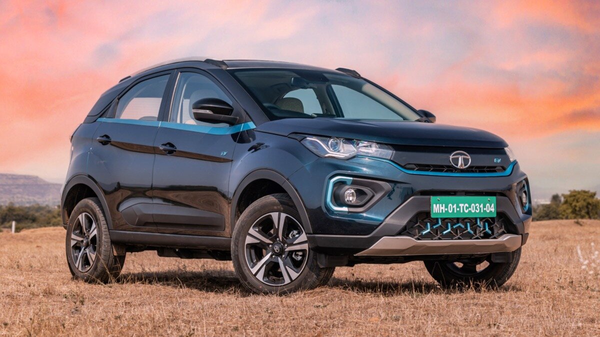 Электрокроссовер Tata Nexon стал на 125 километров дальнобойнее после обновления