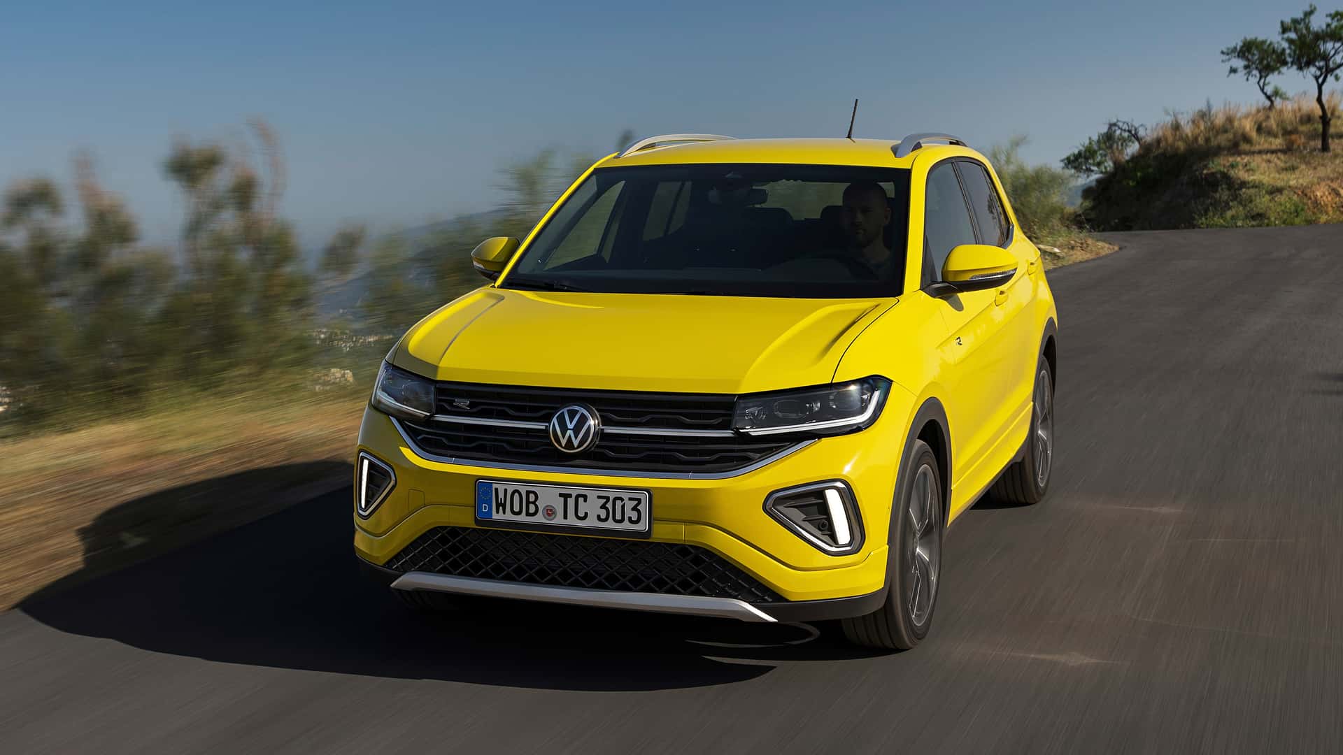 Рестайлинговый Volkswagen T-Cross дебютировал с матричными фарами и новой медиасистемой