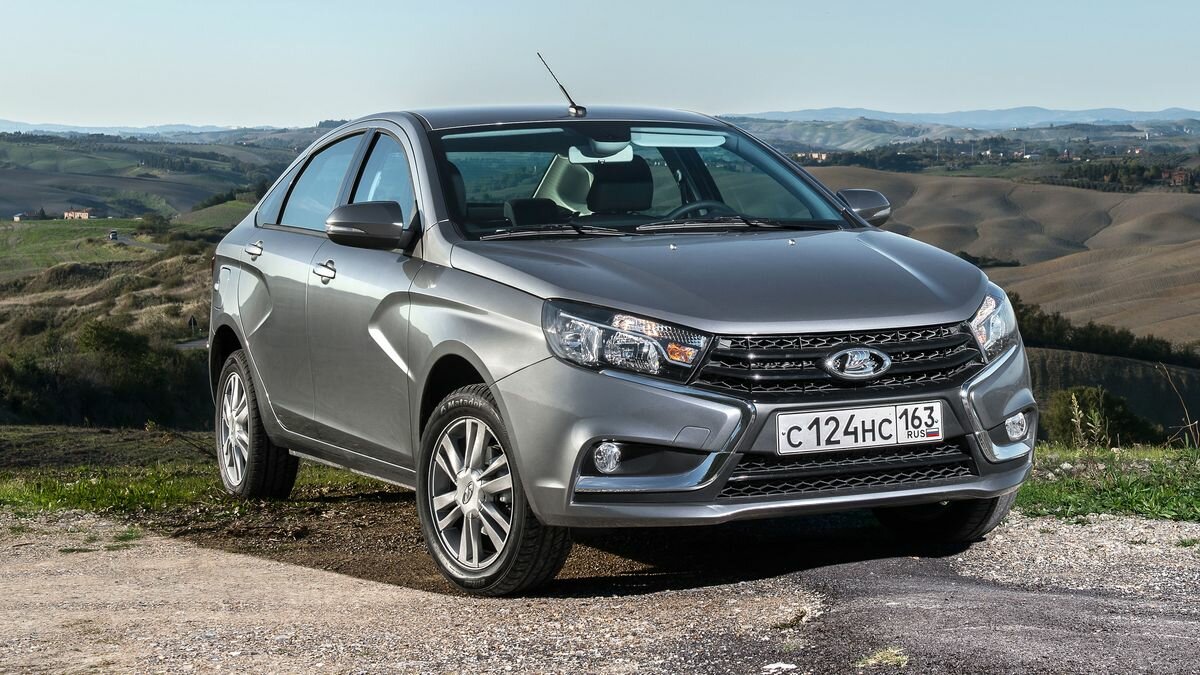 АвтоВАЗ отозвал 43 тысячи Lada Vesta для обновления панели приборов