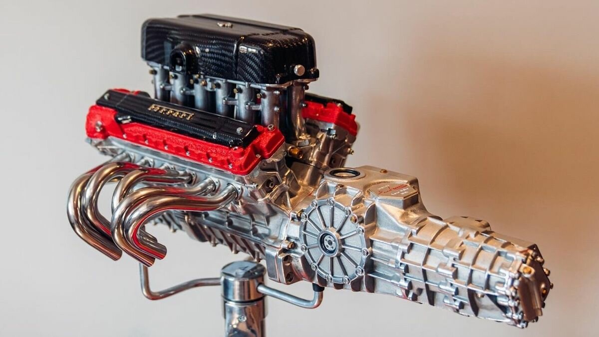 Посмотрите на копии двигателей Ferrari: они втрое меньше реальных, но стоят как Lada Vesta