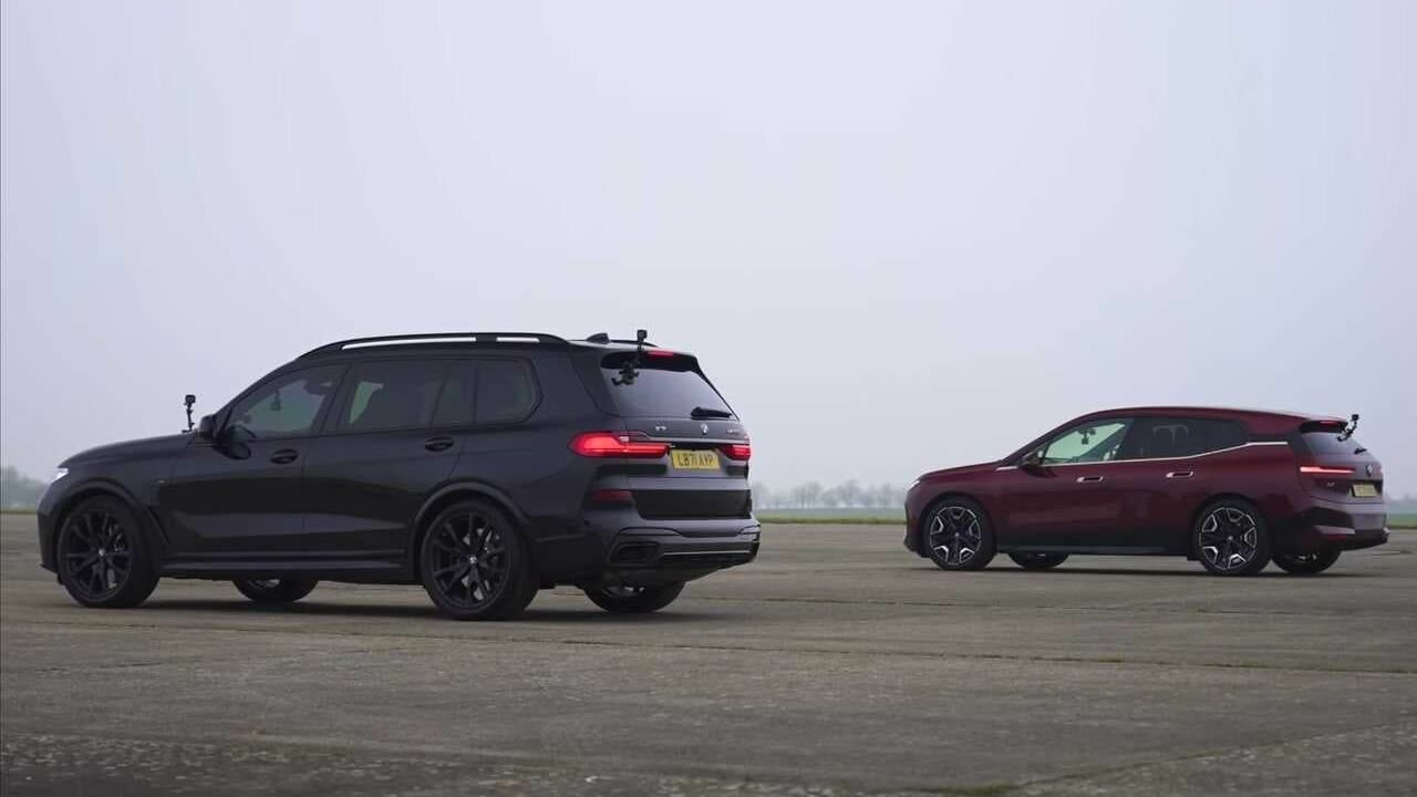 В дрэге сравнили электрический и бензиновый кроссоверы BMW одинаковой мощности и массы