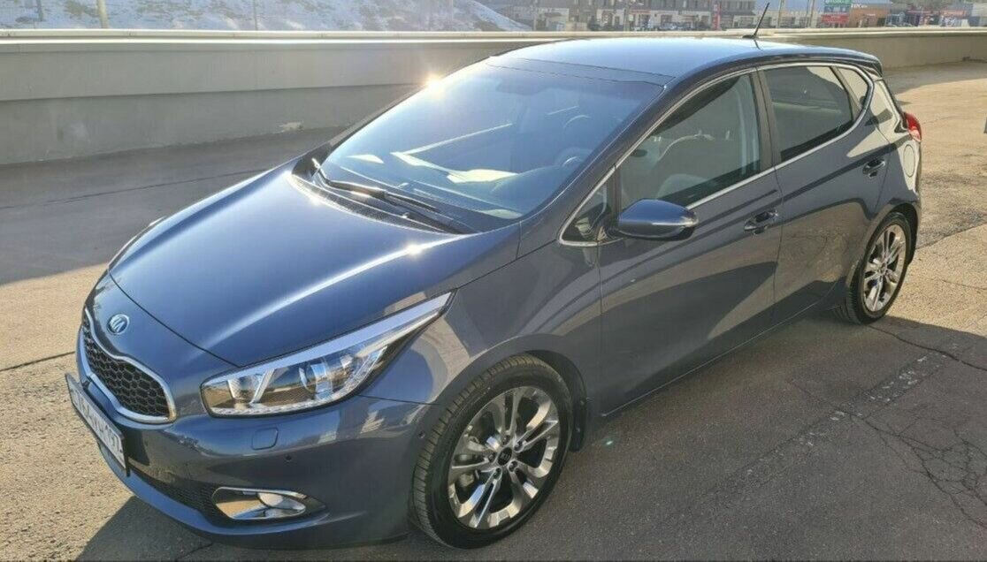 На Авто.ру продают 10-летний Kia Cee'd с небольшим пробегом
