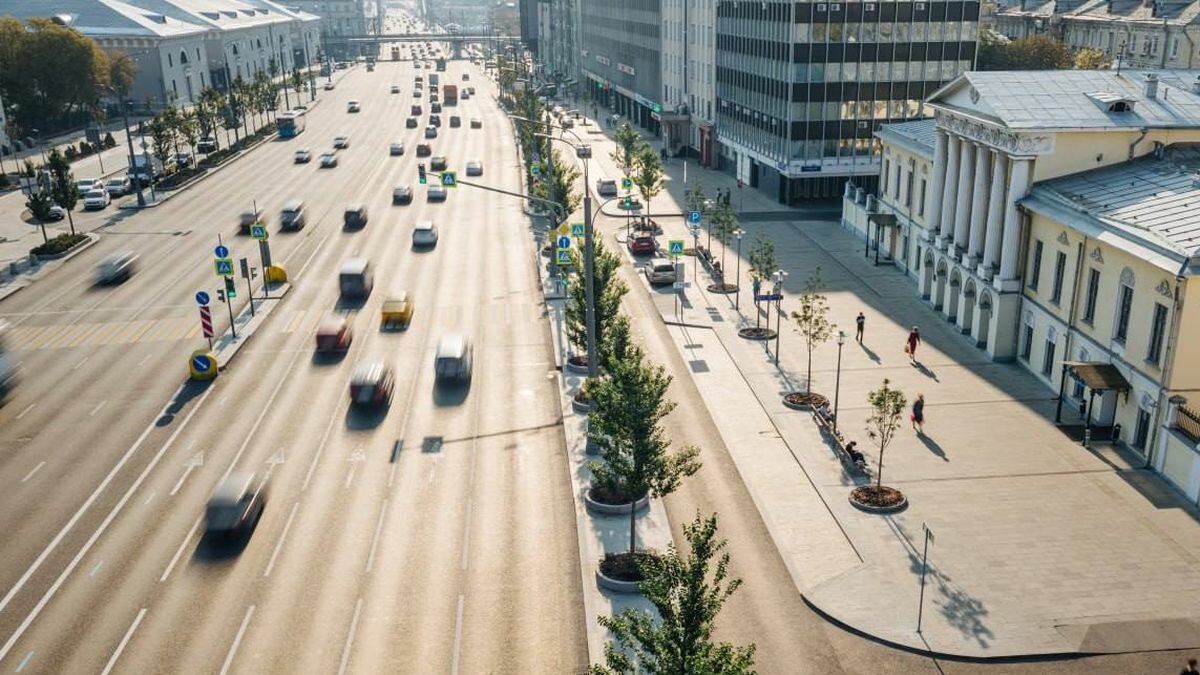 Более 31 тысячи москвичей получили штрафы за остановку на вылетных магистралях