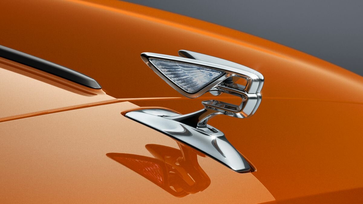 Марка Bentley сменила второго шеф-дизайнера за несколько месяцев