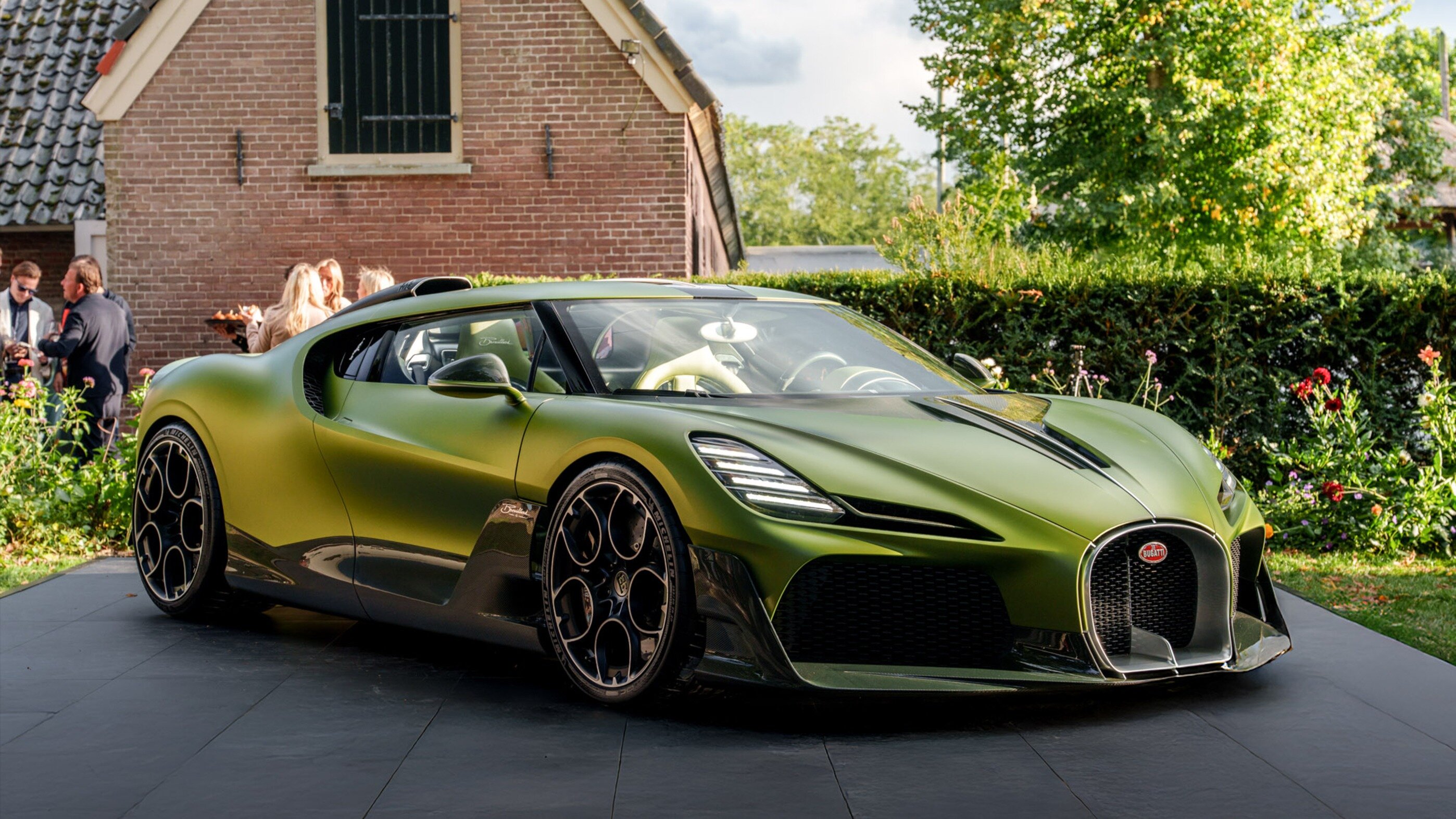 Компания Rimac намерена к 2026 году выкупить долю Porsche в СП, владеющим Bugatti