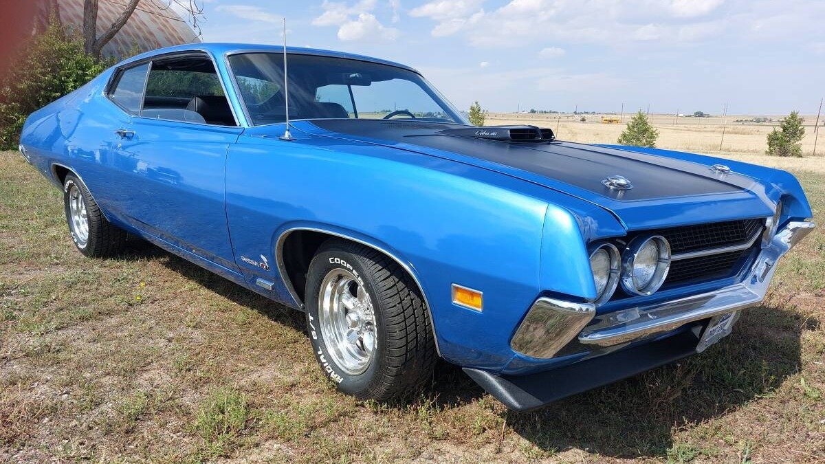 Уникальный спортивный Ford из 1970-х появился в продаже, и это не Мустанг