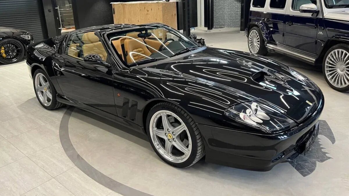 Редкий 18-летний кабриолет Ferrari продают на Авто.ру за 48,5 миллиона рублей