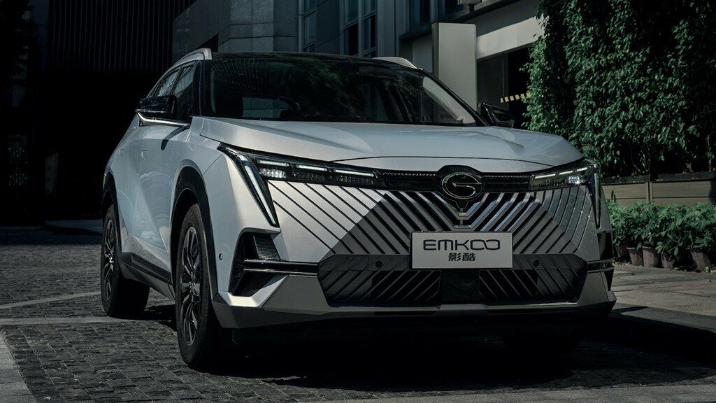 Недорогой кроссовер GAC Trumpchi Emkoo с броским дизайном вышел на рынок Китая 