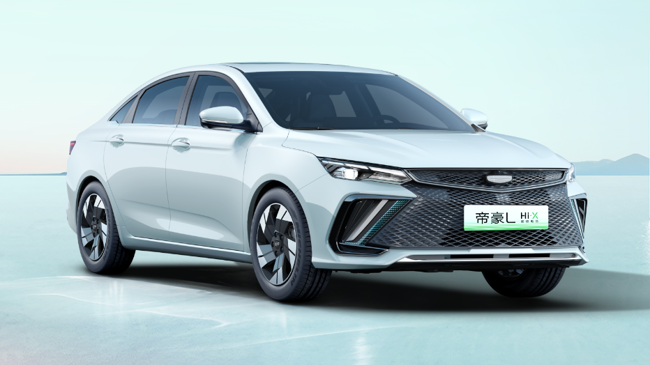 Компания Geely показала седан Emgrand L с запасом хода 1300 километров