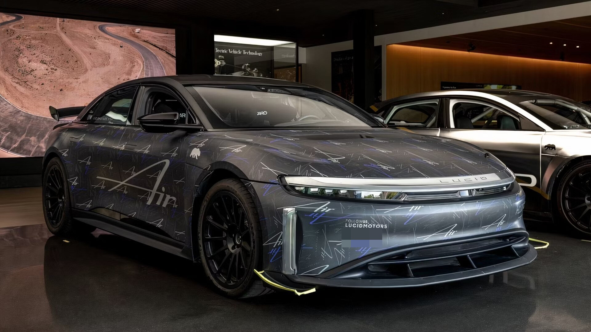 Lucid Motors Delays Affordable SUV to Salvage Future
