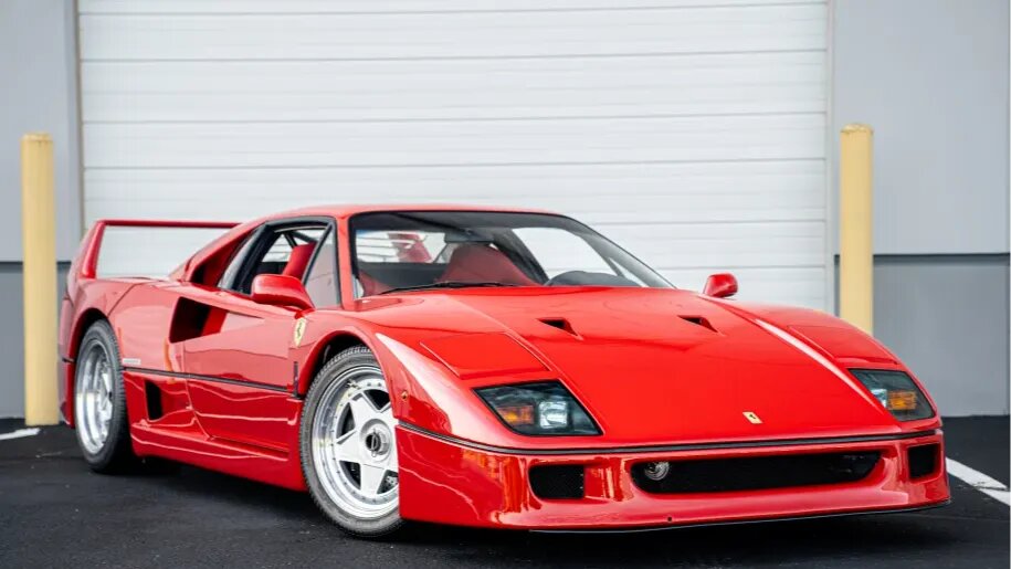 Культовую Ferrari F40 с небольшим пробегом хотят продать за 2,6 миллиона долларов