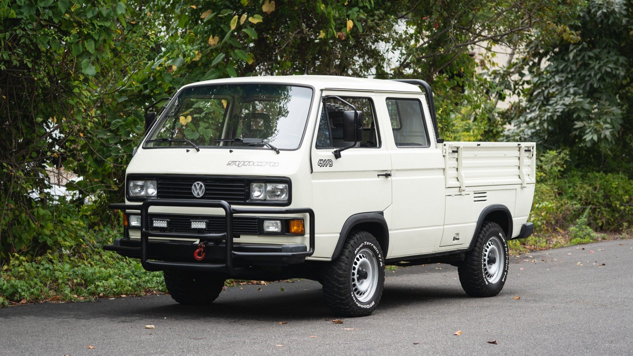 На продажу выставлен редкий полноприводный пикап Volkswagen T3 Transporter