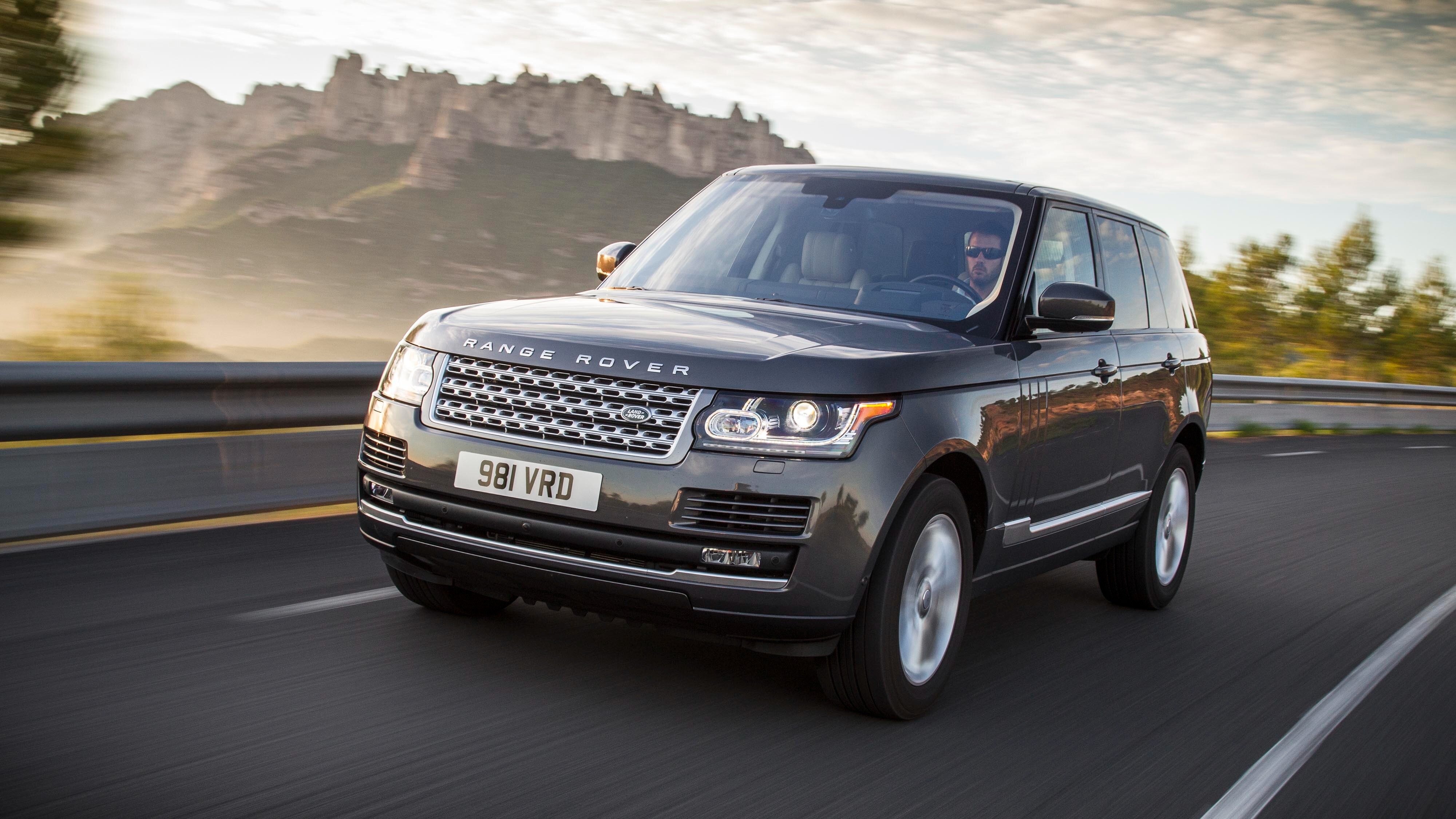 От Land Rover требуют 7 млн долларов за пожар, который устроил Range Rover