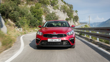 Родился красивым: тест Kia Cerato нового поколения