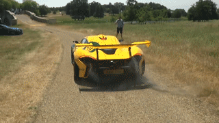 Как правильно отжигать на McLaren за пять миллионов долларов 