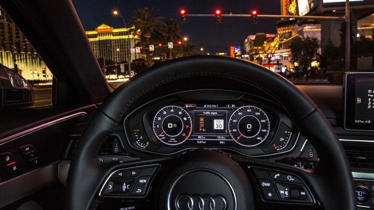 Автомобили Audi помогут попасть в «зелёную волну»