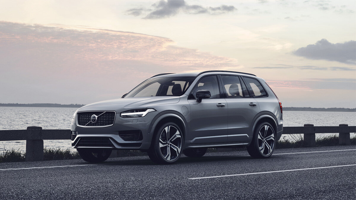 Обновлённый Volvo XC90 оказался дешевле Audi Q7