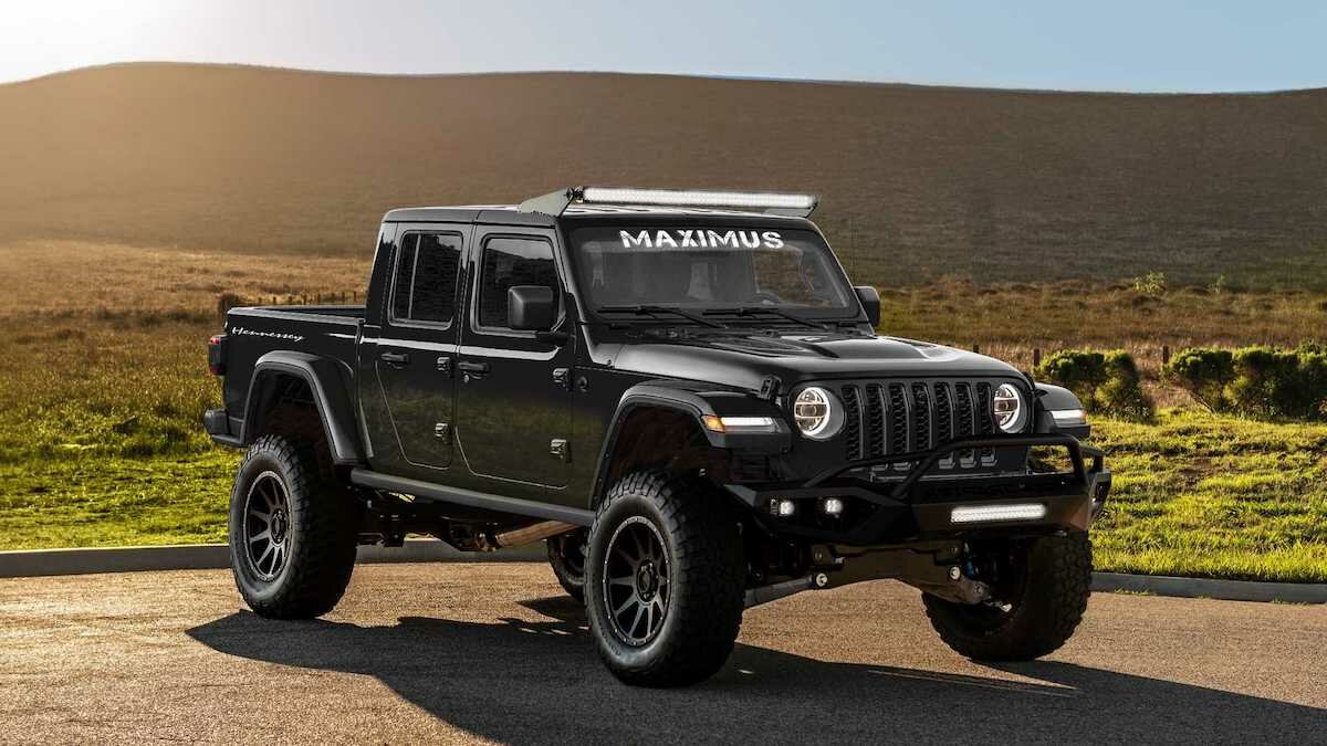 В пикап на базе Jeep Wrangler поставили 1014-сильный мотор