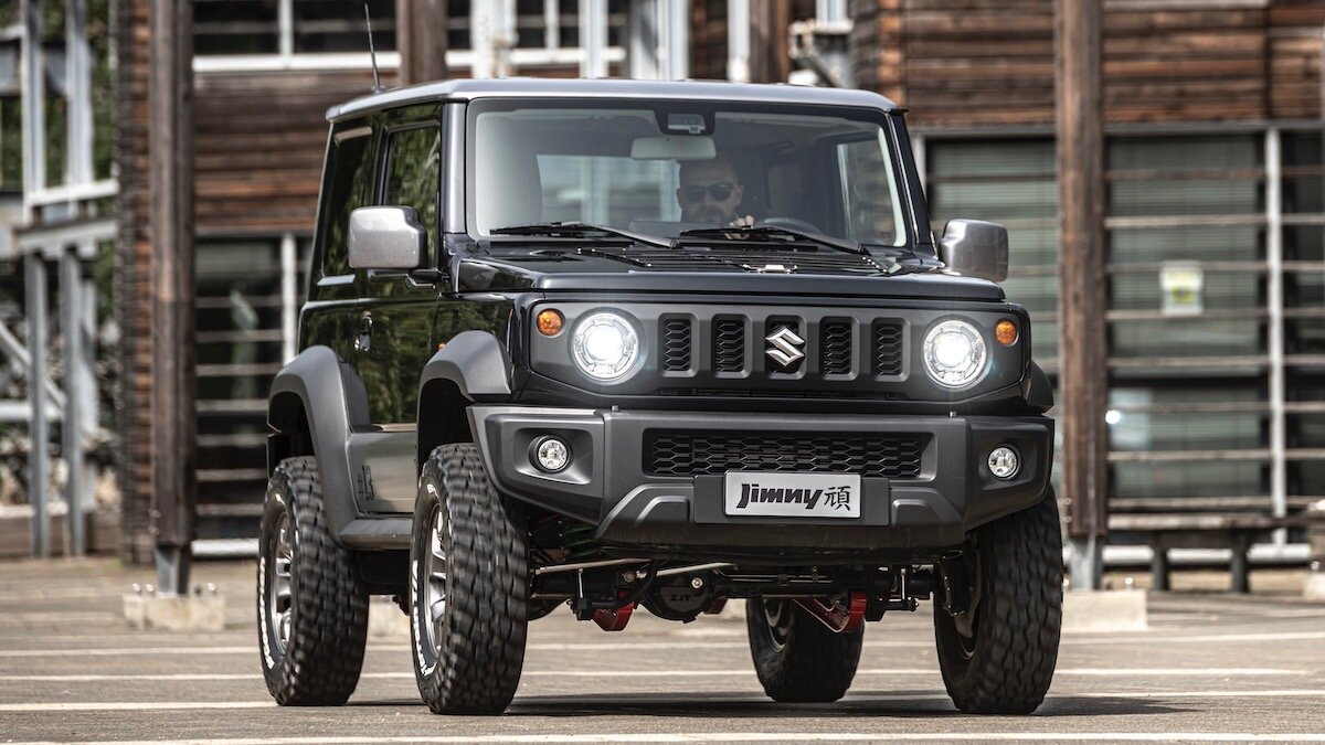 В Suzuki сделали лифтованный Jimny. И он идёт в серию!