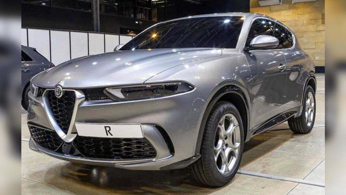 В Сеть попали фотографии маленького кроссовера Alfa Romeo