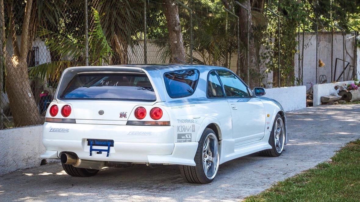 Уникальный трёхдверный универсал Nissan Skyline GT-R выставили на продажу