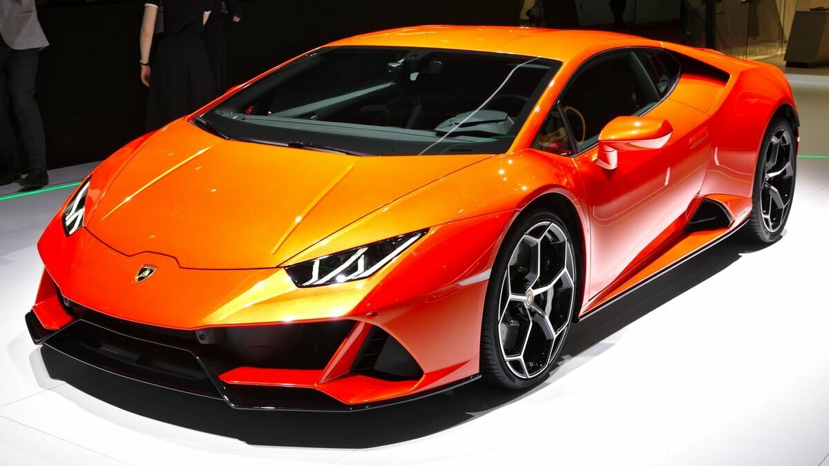 Американец купил Lamborghini на выделенную ему госпомощь