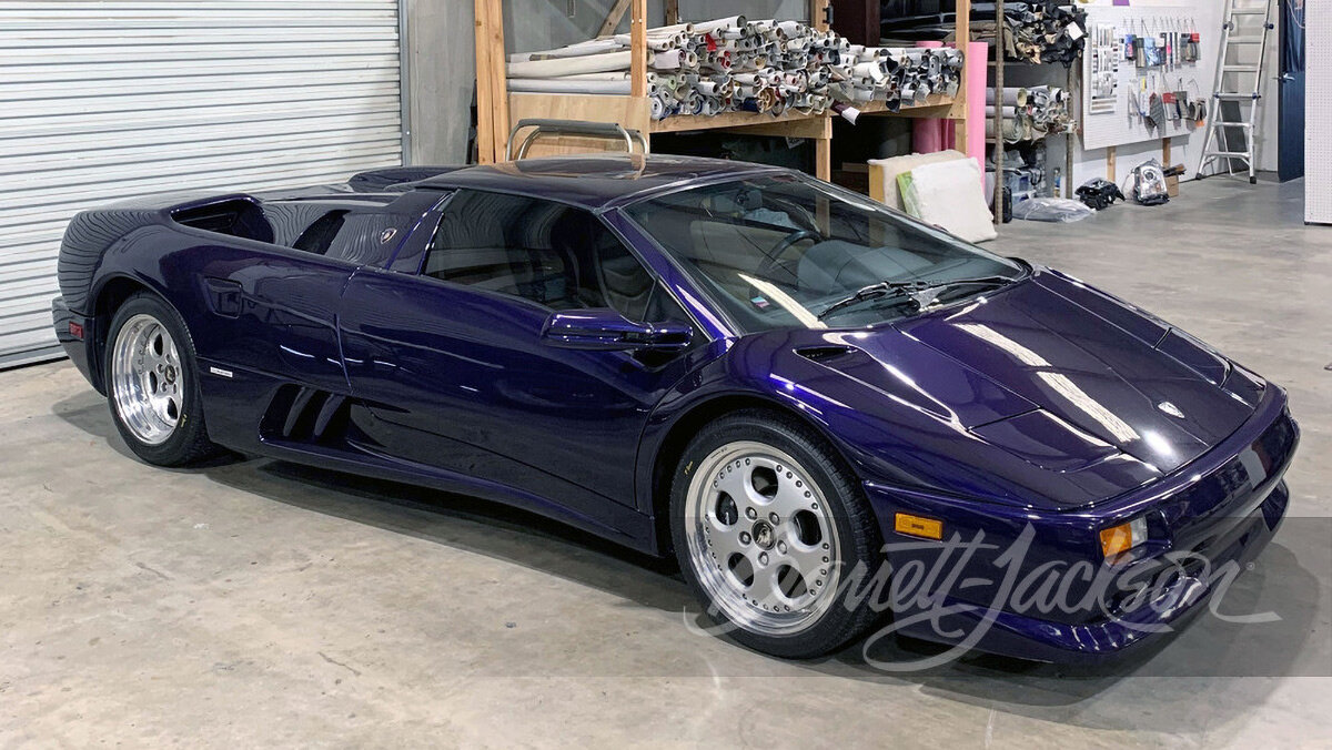 Как с вкладышей Turbo: на аукцион выставят отлично сохранившийся родстер Lamborghini Diablo