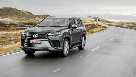 Кто тут главный? Первый тест новейшего Lexus LX