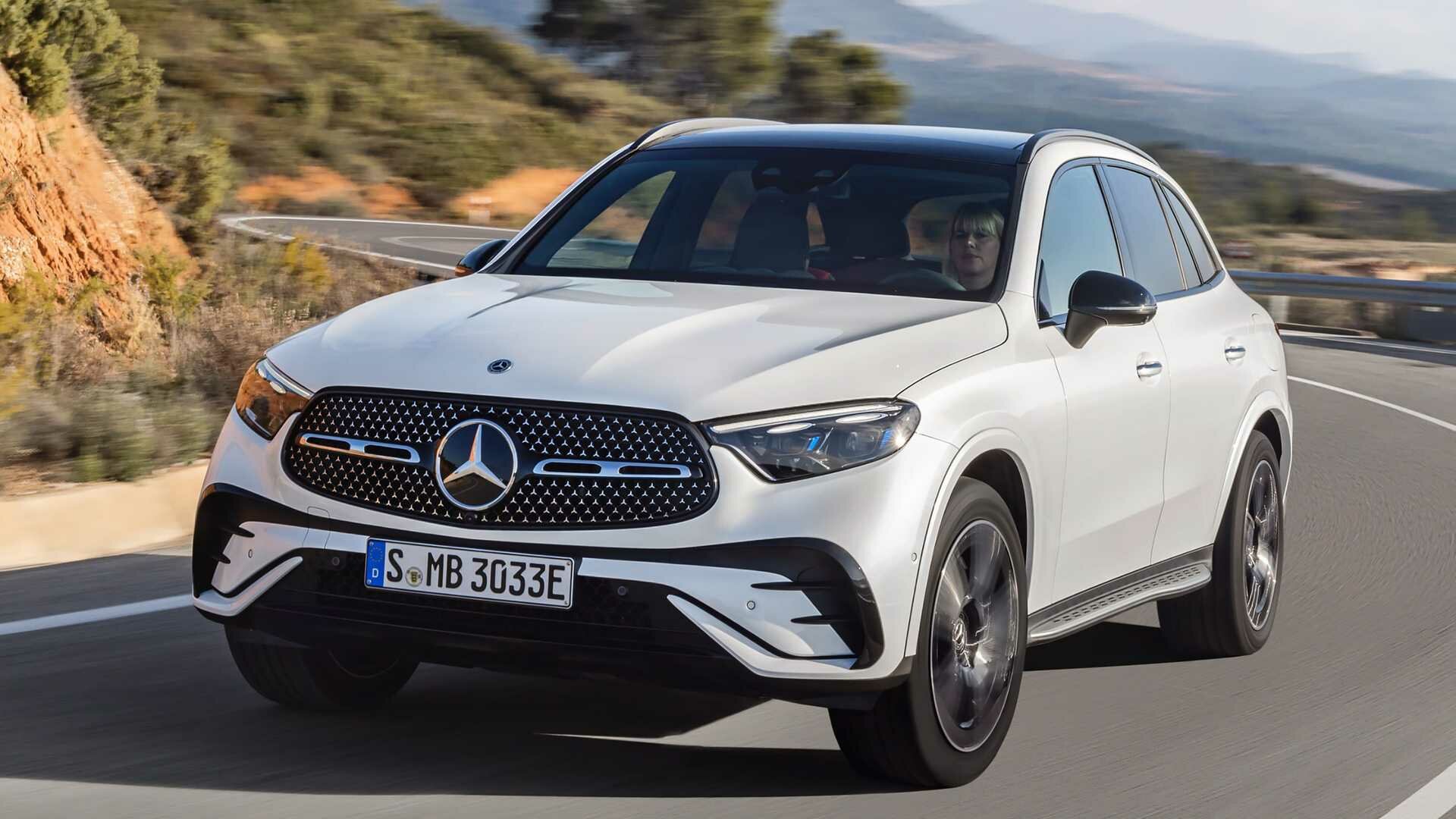 Компания Mercedes-Benz показала новый GLC c вертикальным экраном и дактилоскопией
