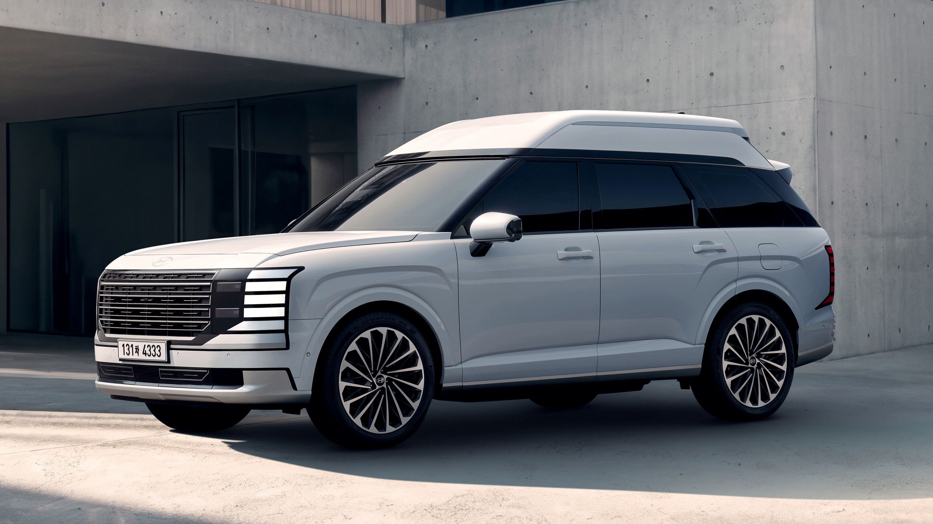 Компания Hyundai сделала Palisade практичнее, подняв ему крышу